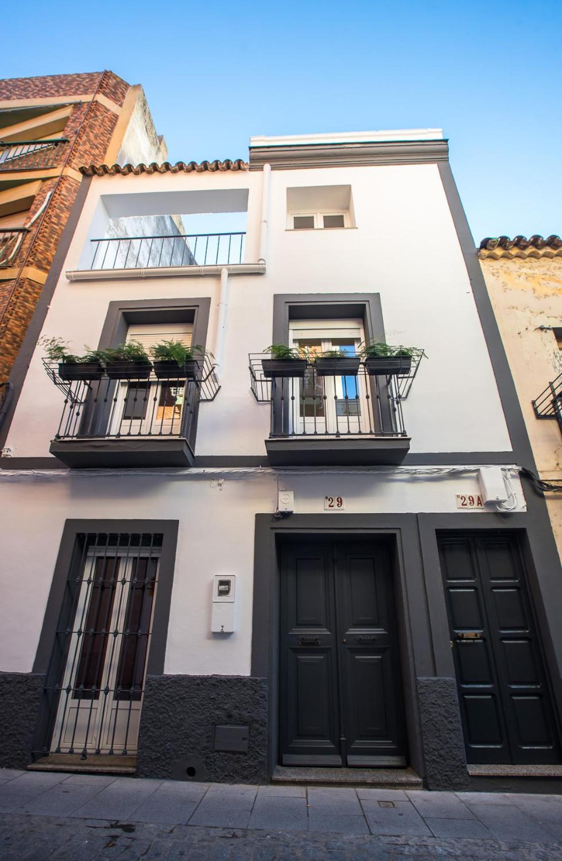 Apartamentos San Salvador Parking Gratis Mérida Exteriér fotografie