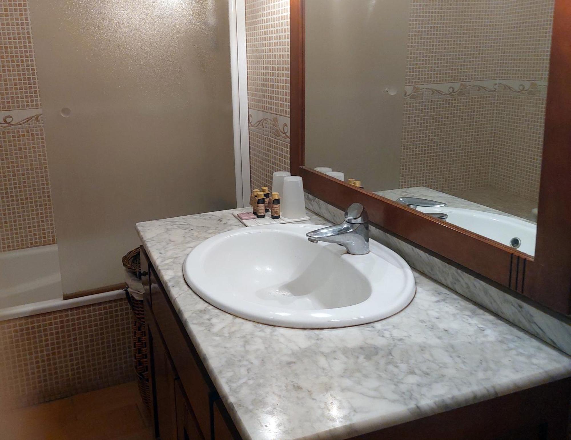 Apartamentos San Salvador Parking Gratis Mérida Exteriér fotografie
