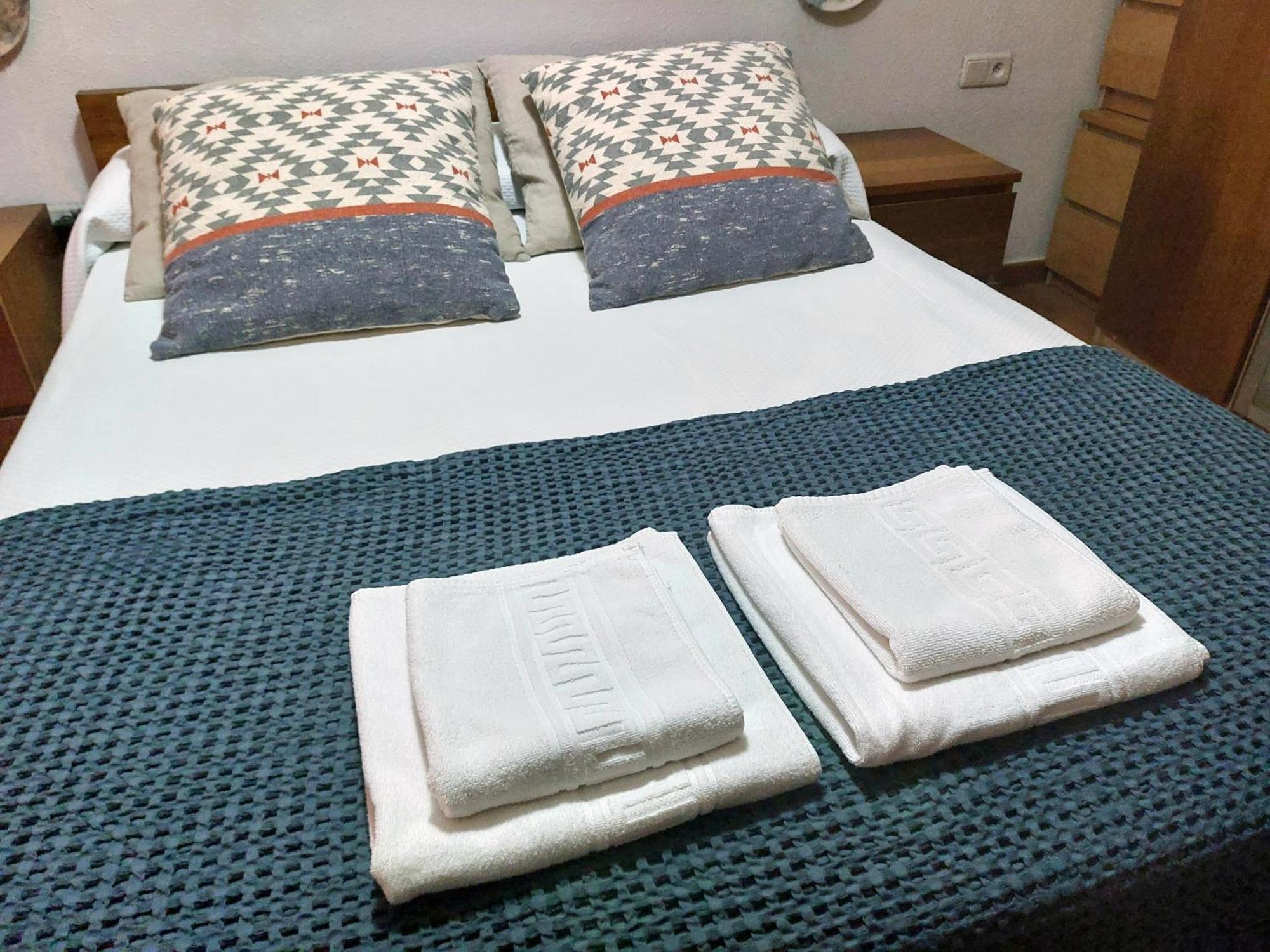 Apartamentos San Salvador Parking Gratis Mérida Exteriér fotografie