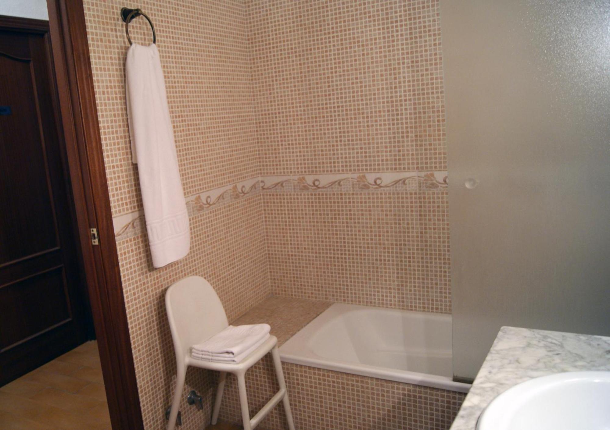 Apartamentos San Salvador Parking Gratis Mérida Exteriér fotografie